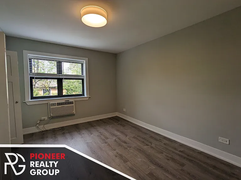455 W Barry Ave #445-514 — Photo 13