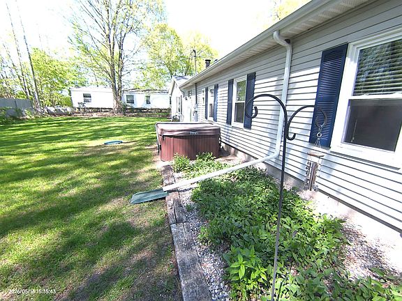 5th image of 17026 S Merrill Rd