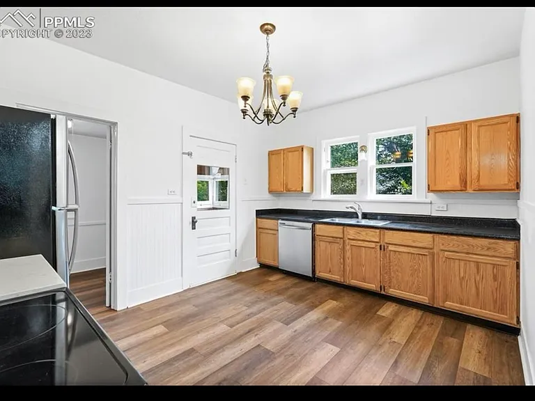 1628 W Kiowa St #1 — Photo 9