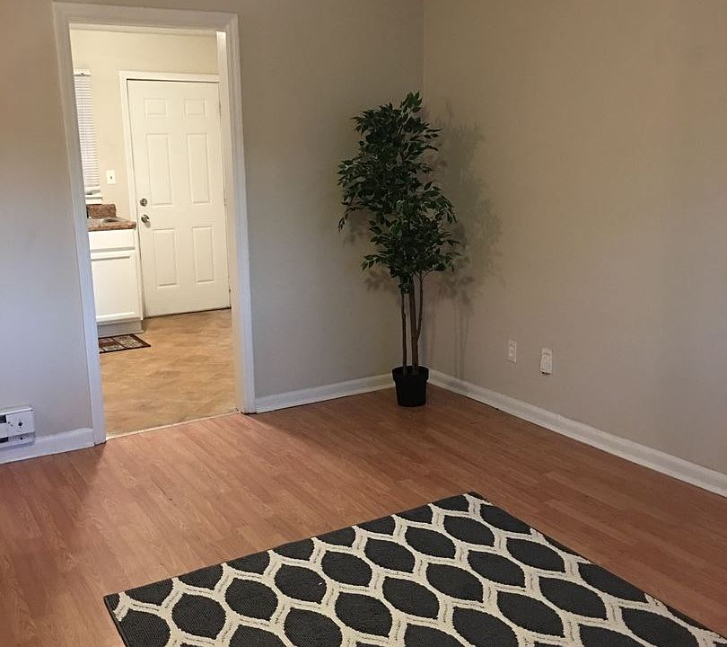 1st image of 610 W 5th Ave APT 14