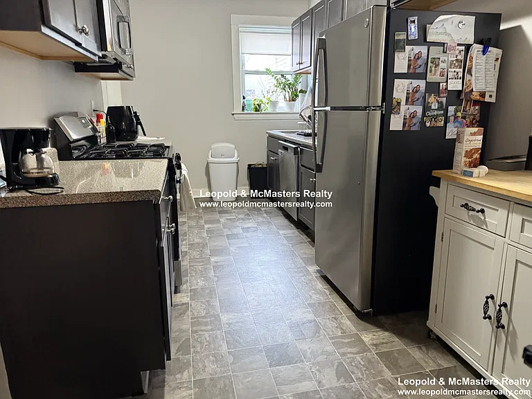133 Davis Ave #1 — Photo 7