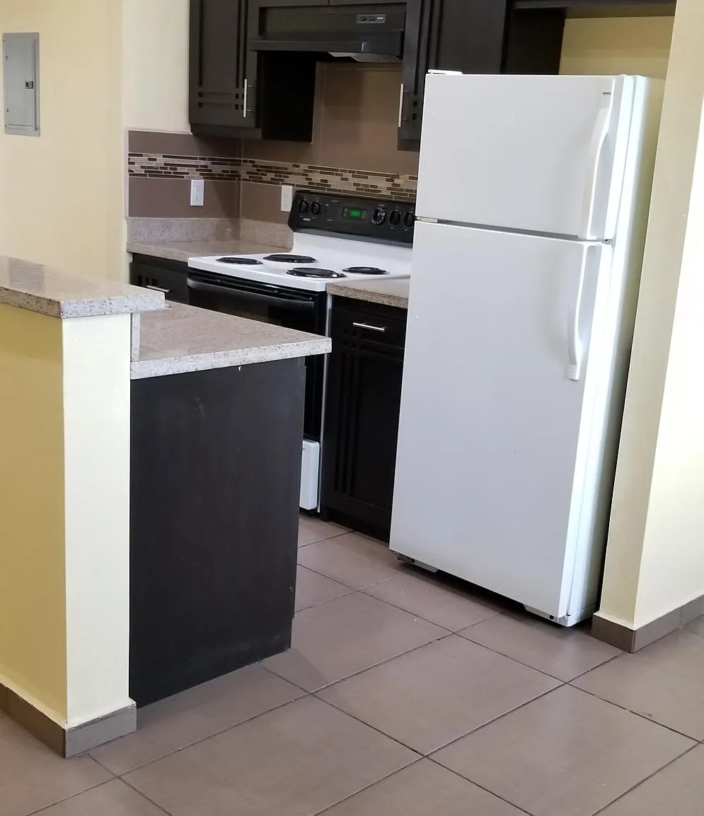 3705 Menchaca Ct — Photo 2