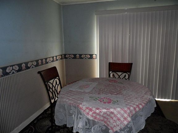 5th image of 3751 Catalpa Ave