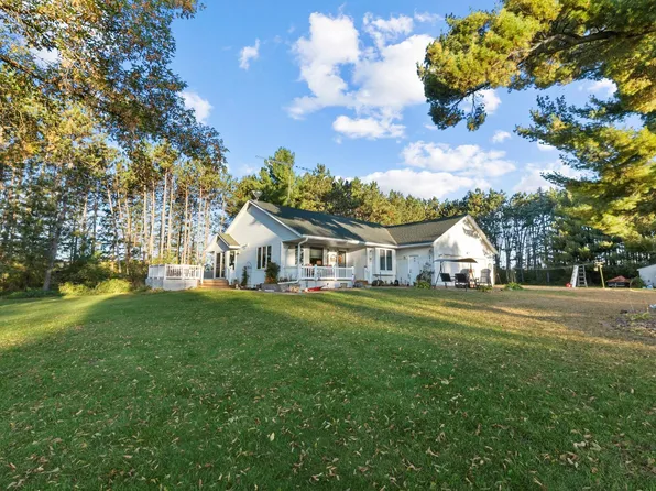 30705 Hinckley Rd, Hinckley, MN 55037