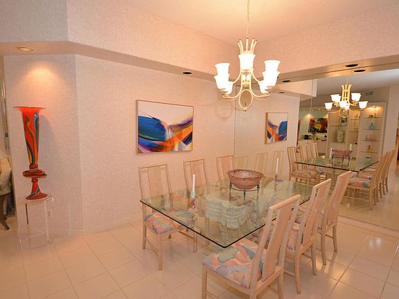 Home For Sale In Broken Sound Country Club