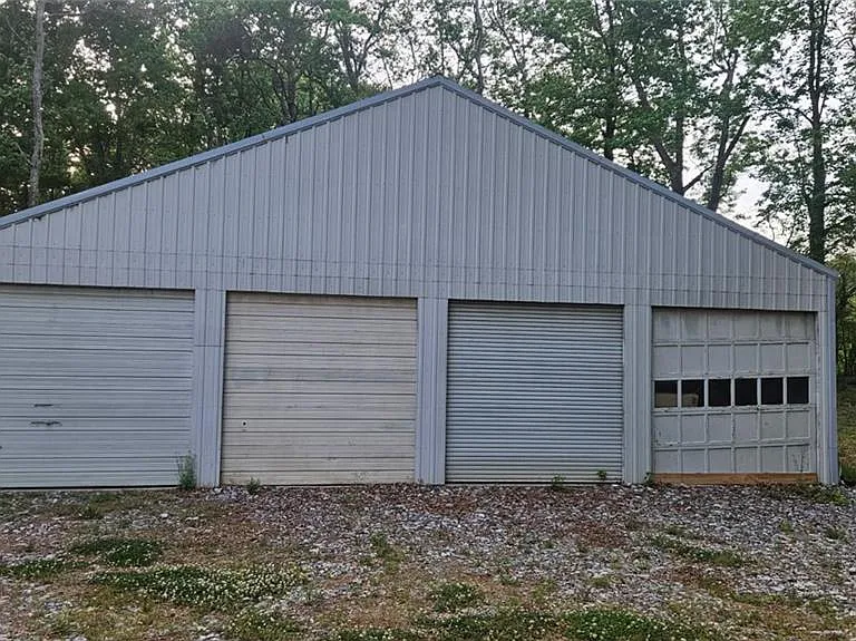 471 Perkins Cir — Photo 2