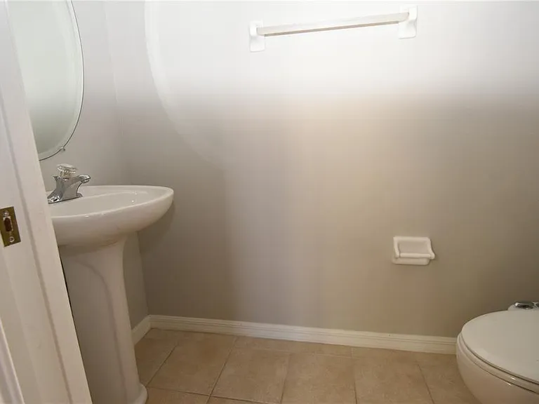 4901 Elizabeth Anne Cir — Photo 6
