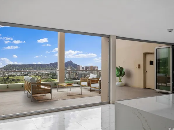 555 University Ave, Honolulu, HI 96826