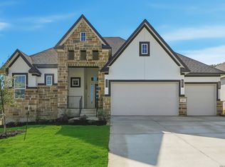 123 Mason Ln, Castroville, TX 78009