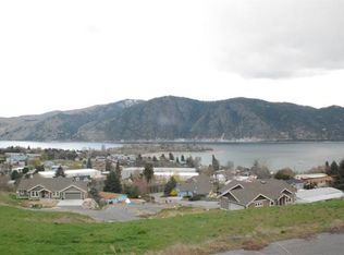 15 Sunview Ln, Manson, WA 98831