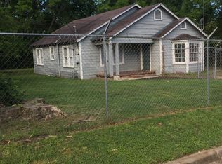 811 W Pacific Ave, Gladewater, TX 75647