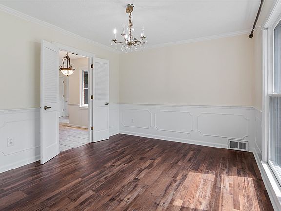 5th image of 2672 Kingham Dr