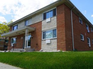 2812 E Bolivar Ave #73, Saint Francis, WI 53235