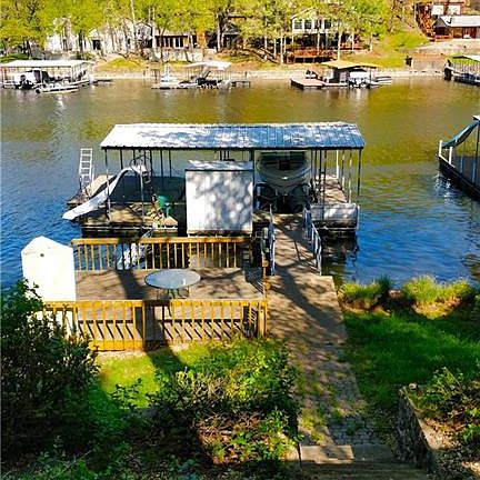 4th image of 307 Cottontail Dr