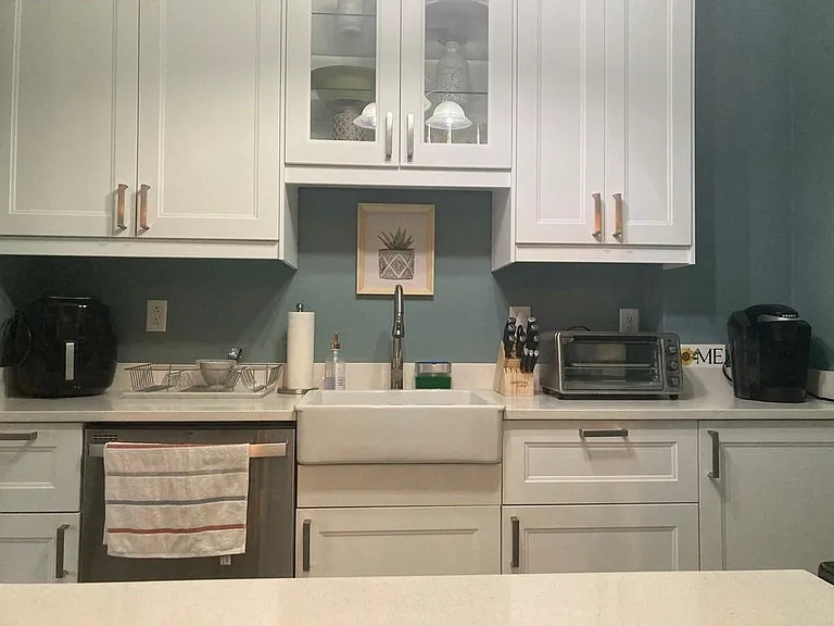 110 Maple Pl #8 — Photo 10