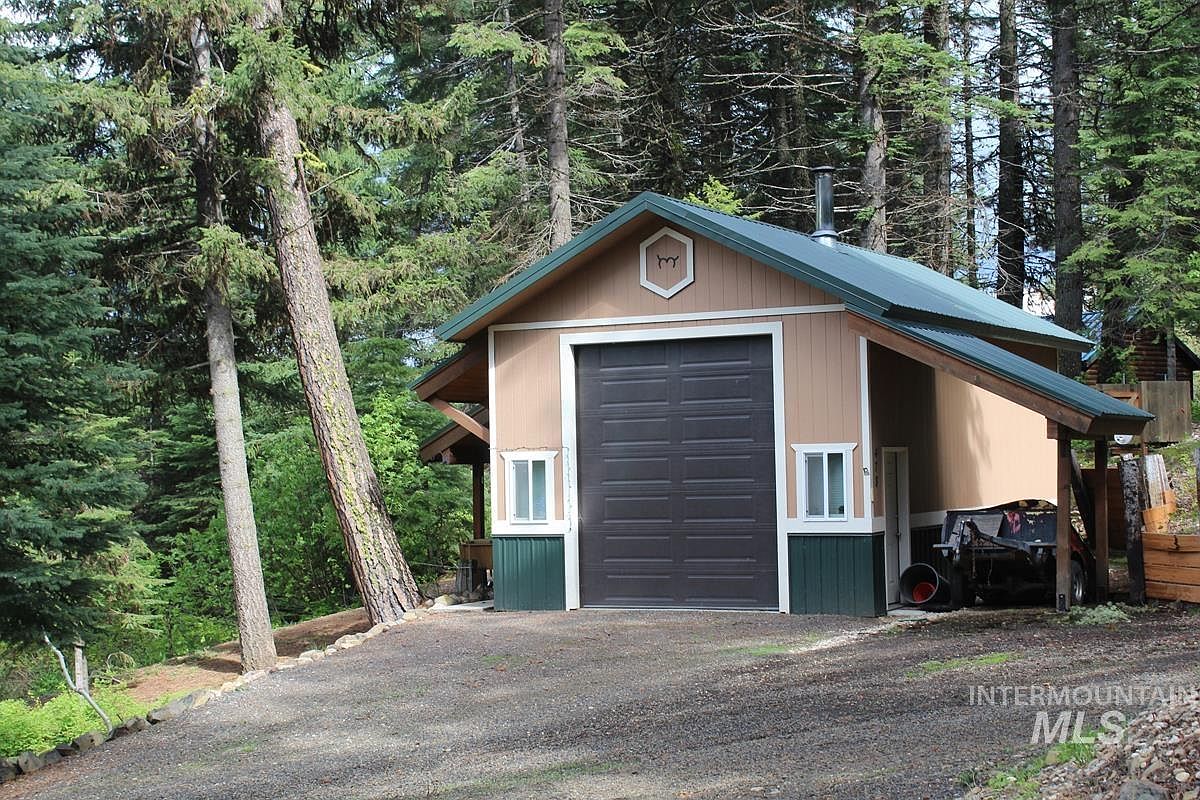 7 Way, Cascade, ID 83611 Zillow