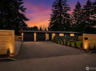 8102 Oakridge Drive SW, Lakewood, WA 98498