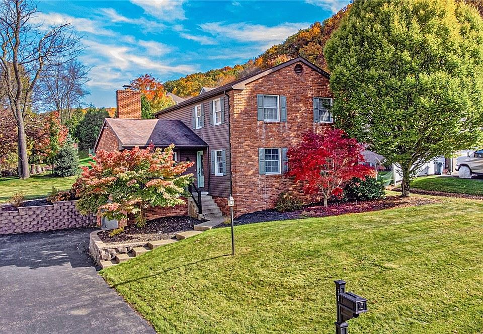 1st image of 31 Brookdale Dr