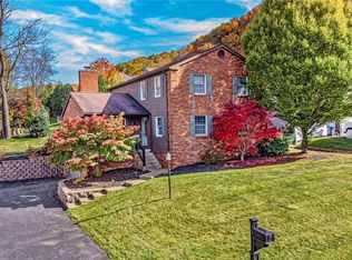 31 Brookdale Dr, Greensburg, PA 15601