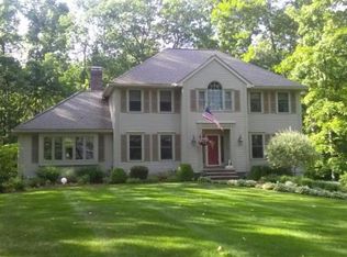 8 Moccasin Path, Atkinson, NH 03811