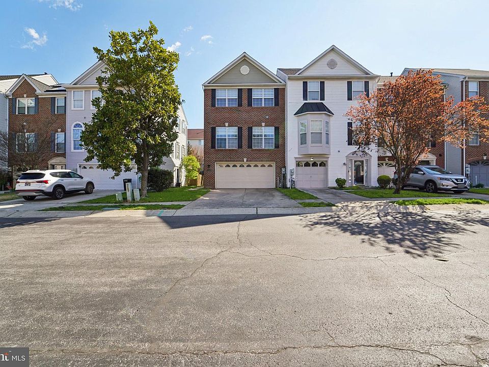1st image of 2715 Thornbrook Ct