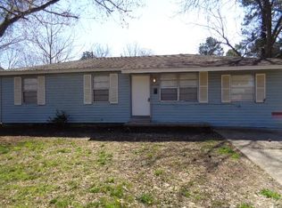 940 Roseclair Dr, North Little Rock, AR 72117