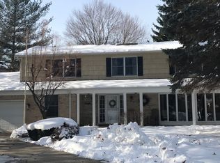 555 Canal Rd, Waterville, OH 43566