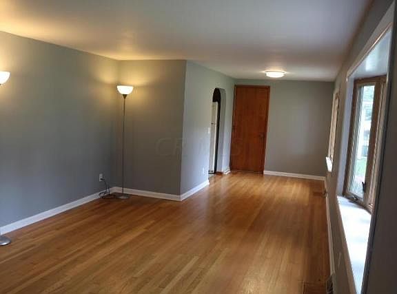 2nd image of 110 Greenway Dr