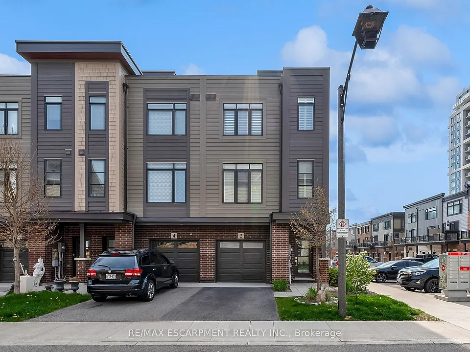 2 Waterview Ln