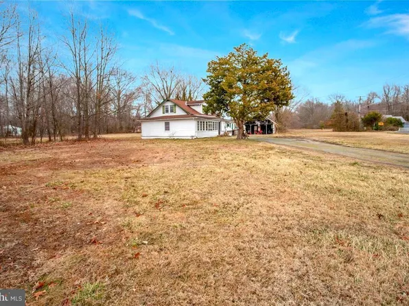 6037 Drum Point Rd, Deale, MD 20751
