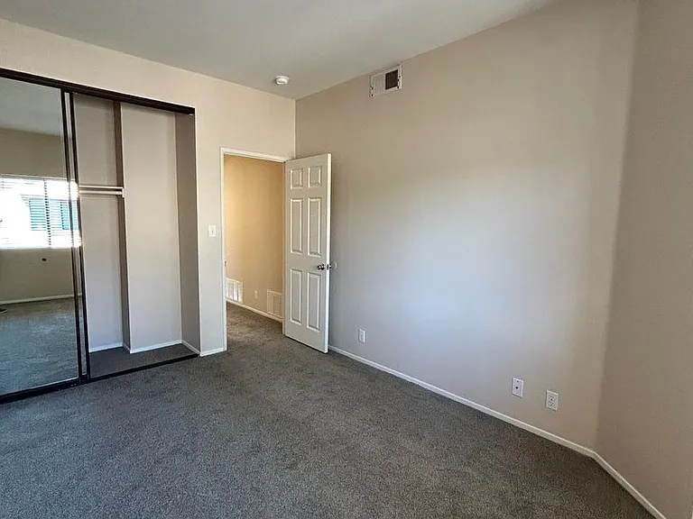4351 Nobel Dr #61 — Photo 12