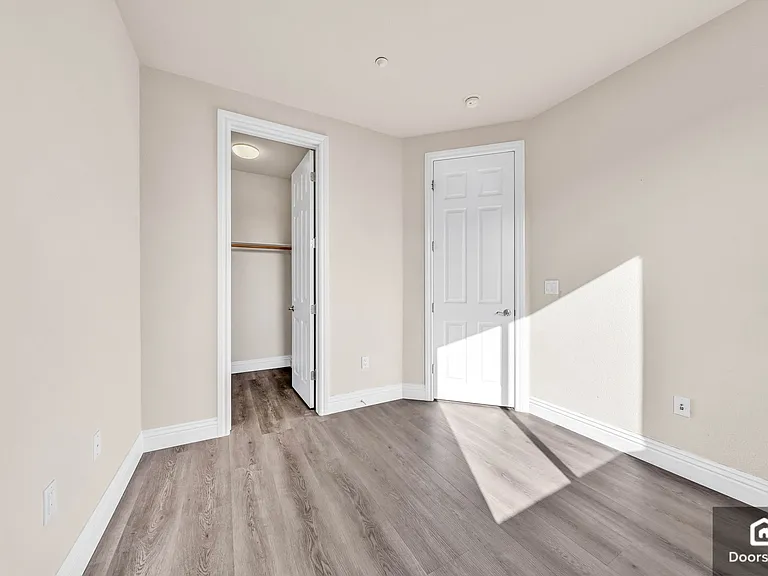 1164 McKay Dr — Photo 29