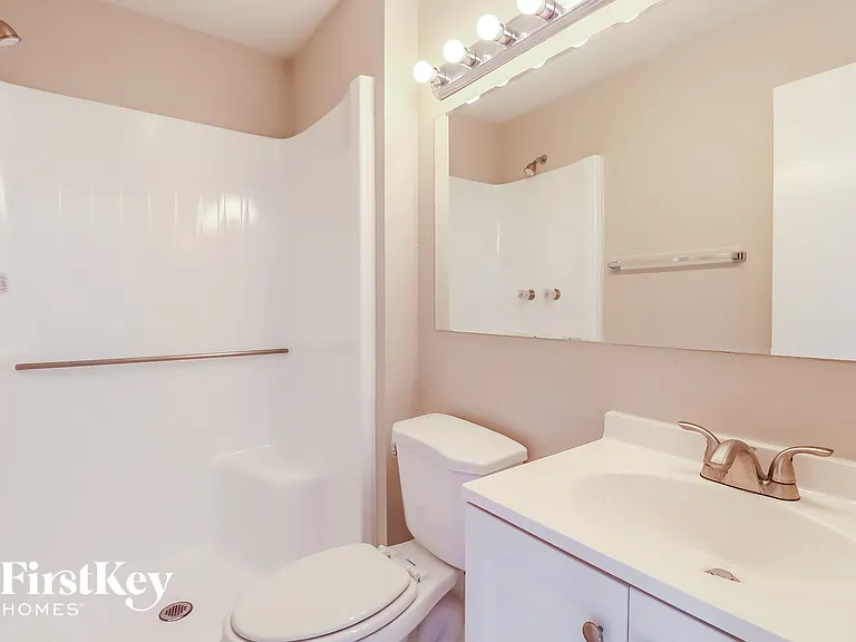 7701 SW 7th Ct — Photo 10