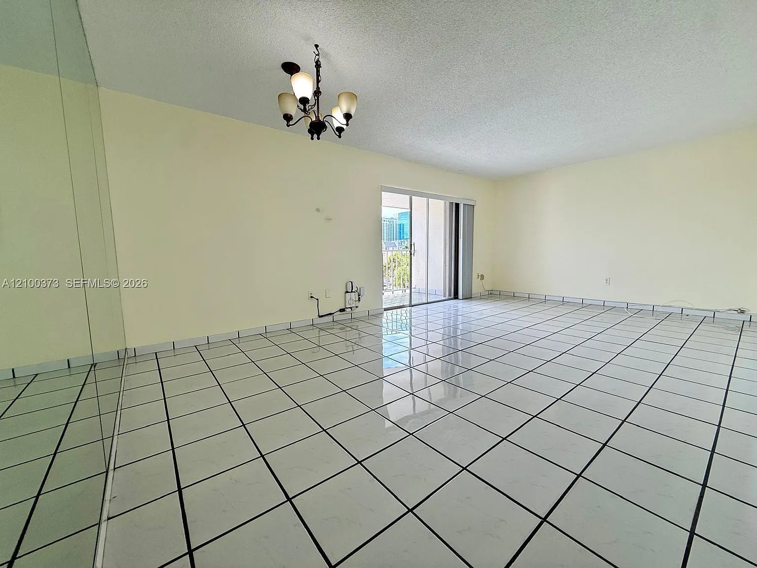 Kings Creek So Condo — Photo 3