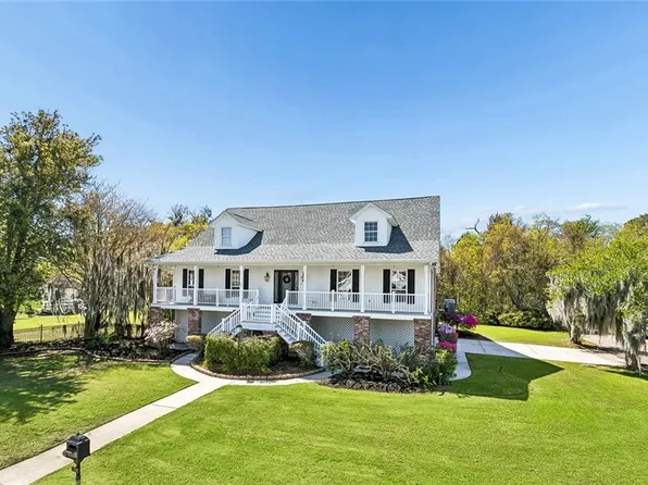 138 David Dr, Mandeville, LA 70448