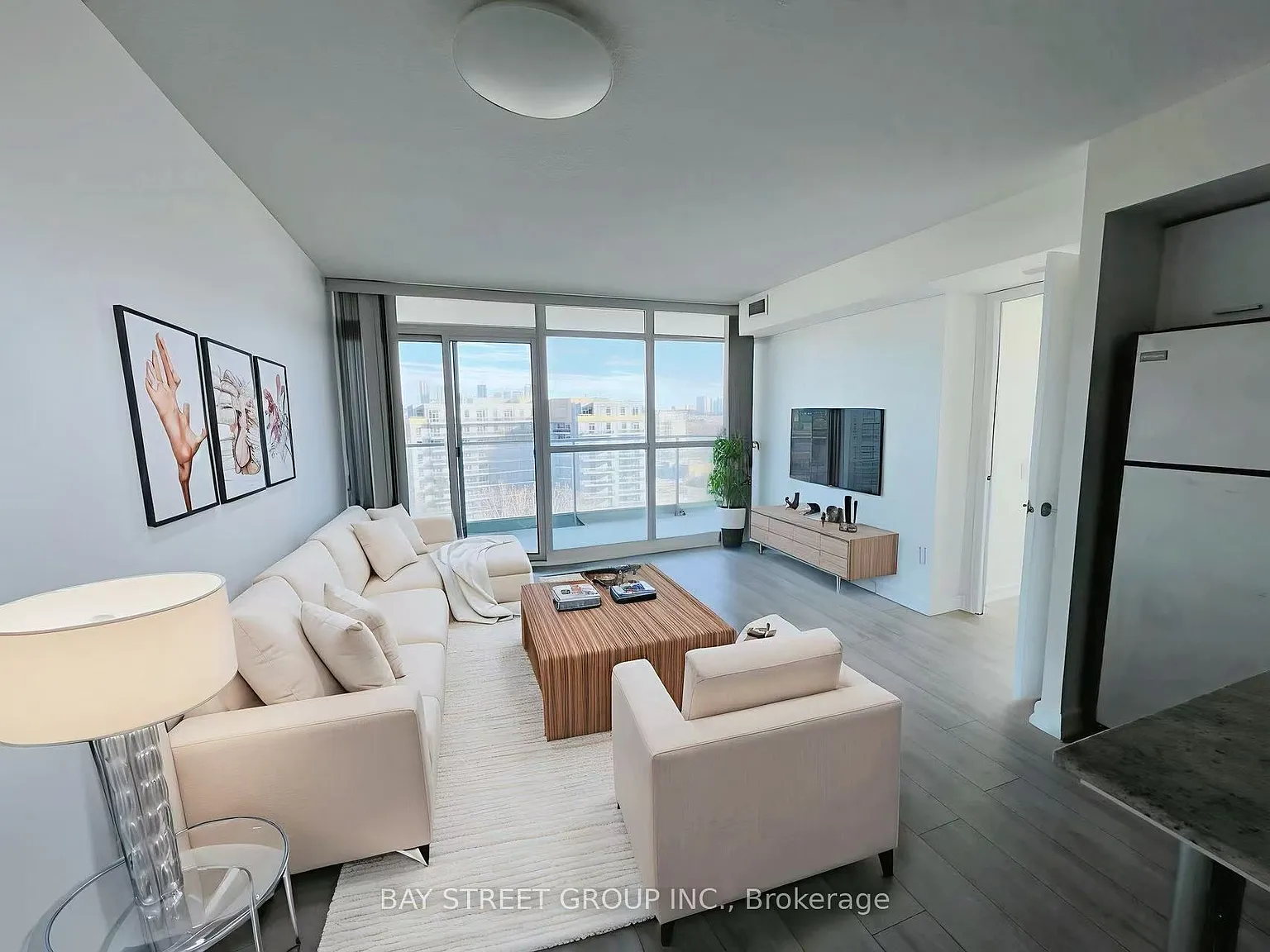 2 bed, $3,000 — Photo 3