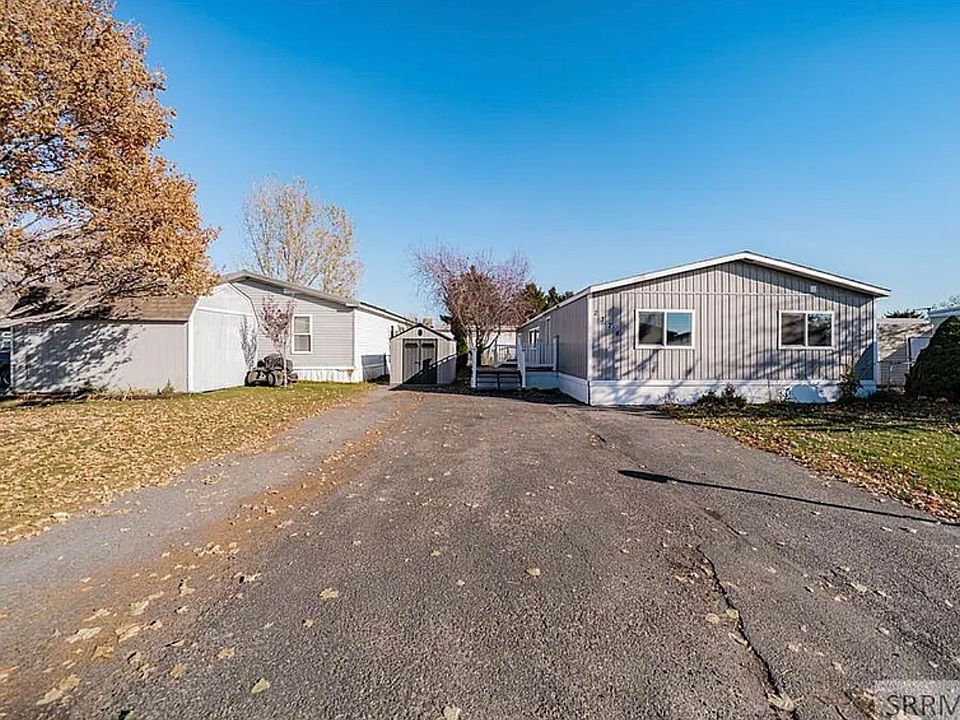1st image of 2374 N Pinewood Dr