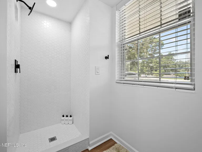 4411 Hartman Rd — Photo 62