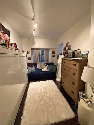 Rented by One New York Realty Inc | media 46