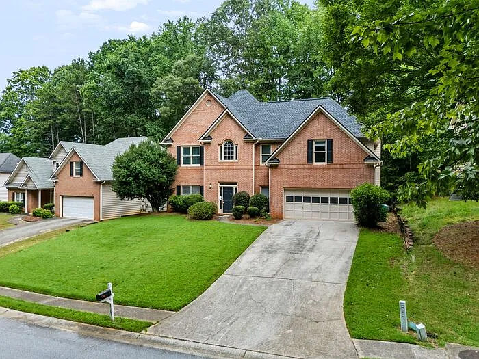3165 Maple Terrace Dr — Photo 2