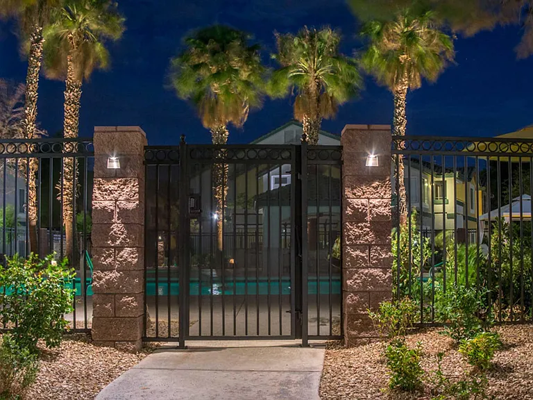 South Valley Ranch — Photo 34