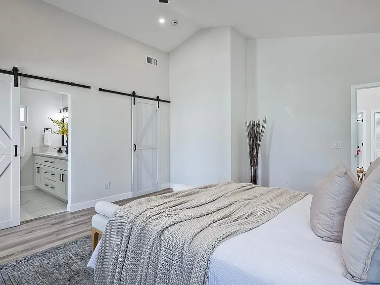 830 Oneonta Ave #1 — Photo 16