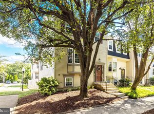 2426 Ridgehampton Ct, Reston, VA 20191