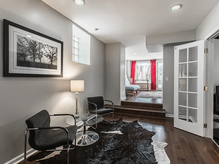 3821 Baltimore Ave — Photo 4