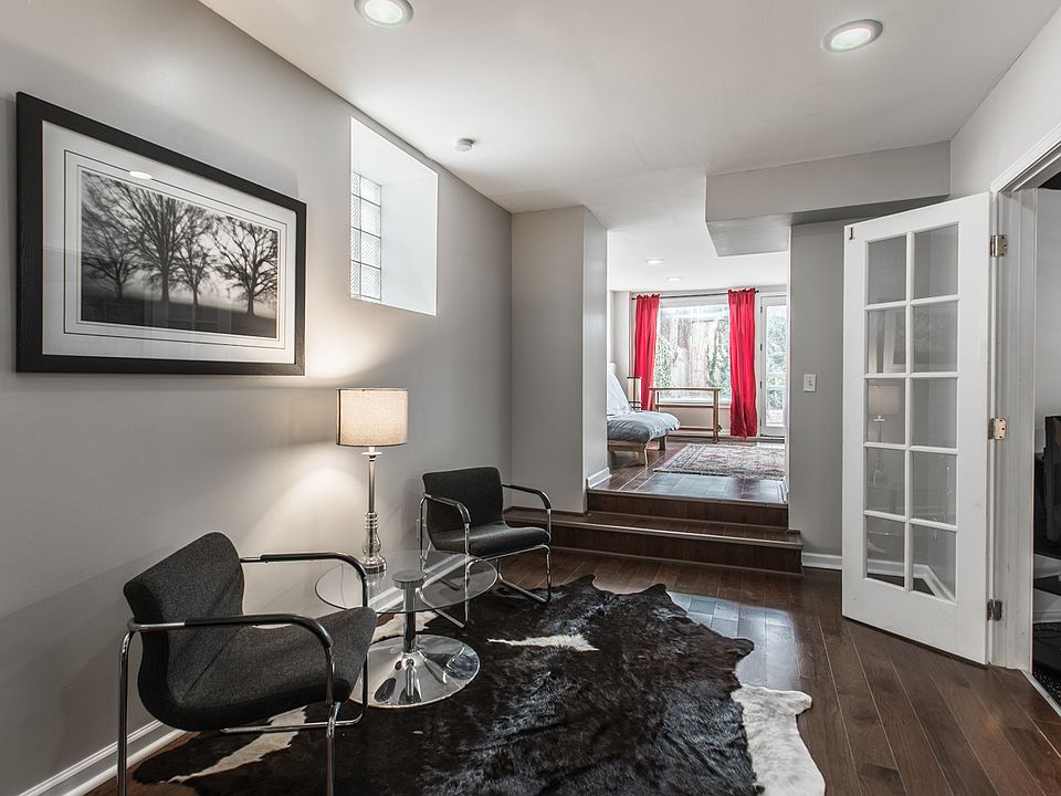 1st image of 3821 Baltimore Ave #1