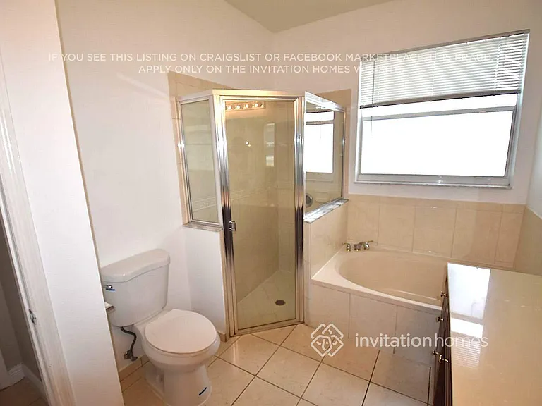 5221 SW 141st Ave — Photo 12