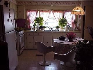 2nd image of 409 Pine Ave NW