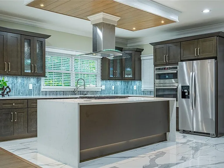3924 Ashford Dunwoody Rd — Photo 10