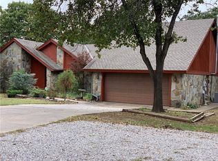 6 Cedar Creek Ln, Shawnee, OK 74804