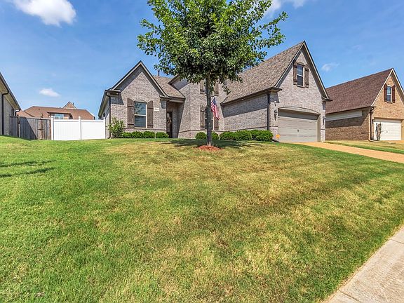 5th image of 2183 Coleridge Dr